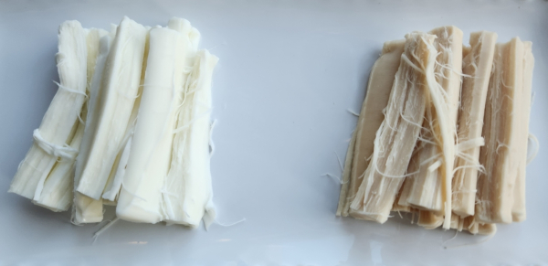 왼쪽 일반치즈와 홍삼 스트링 치즈